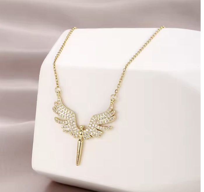 Pavé angel wing pendant necklace